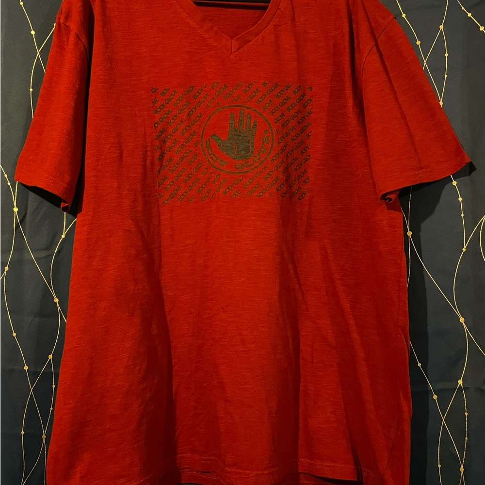 Wine color t-shirt for men size 3XL!